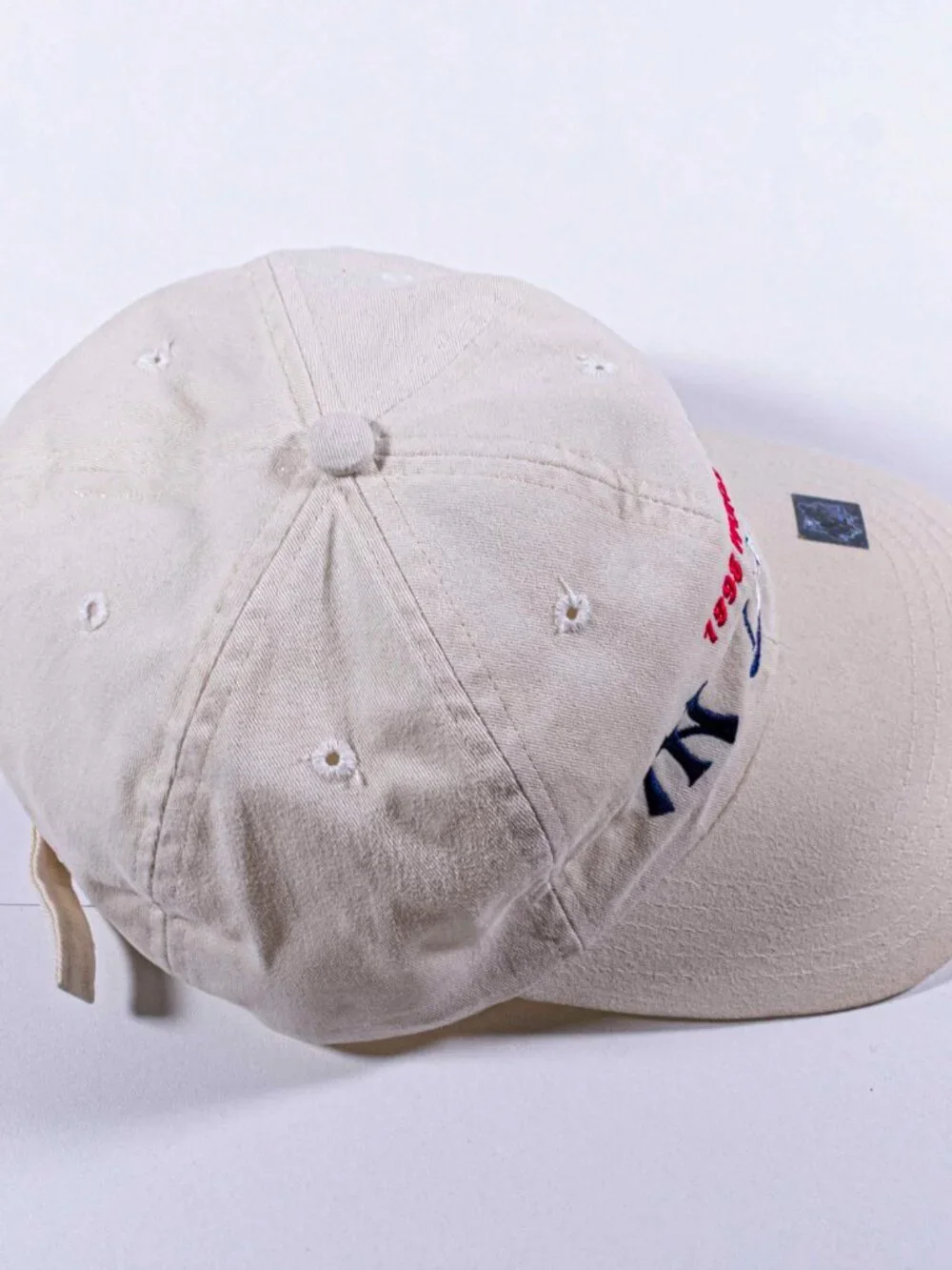 Vintage 90s Drew Pearson New York Yankees 1998 World Series Champions Hat